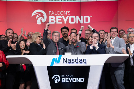 Nasdaq 2023 Cheer